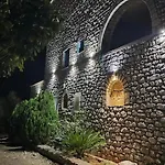 Yulie's Orama Areopoli