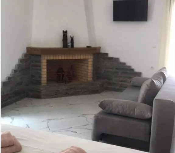 Διαμέρισμα Yulie's Orama