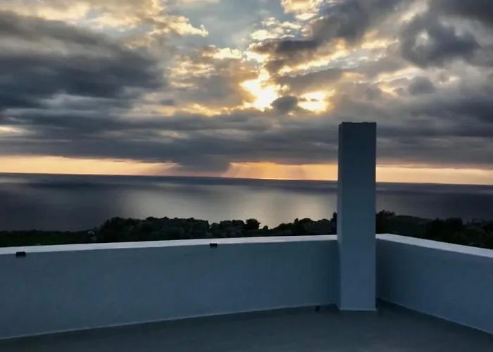 Yulie's Orama Areopoli